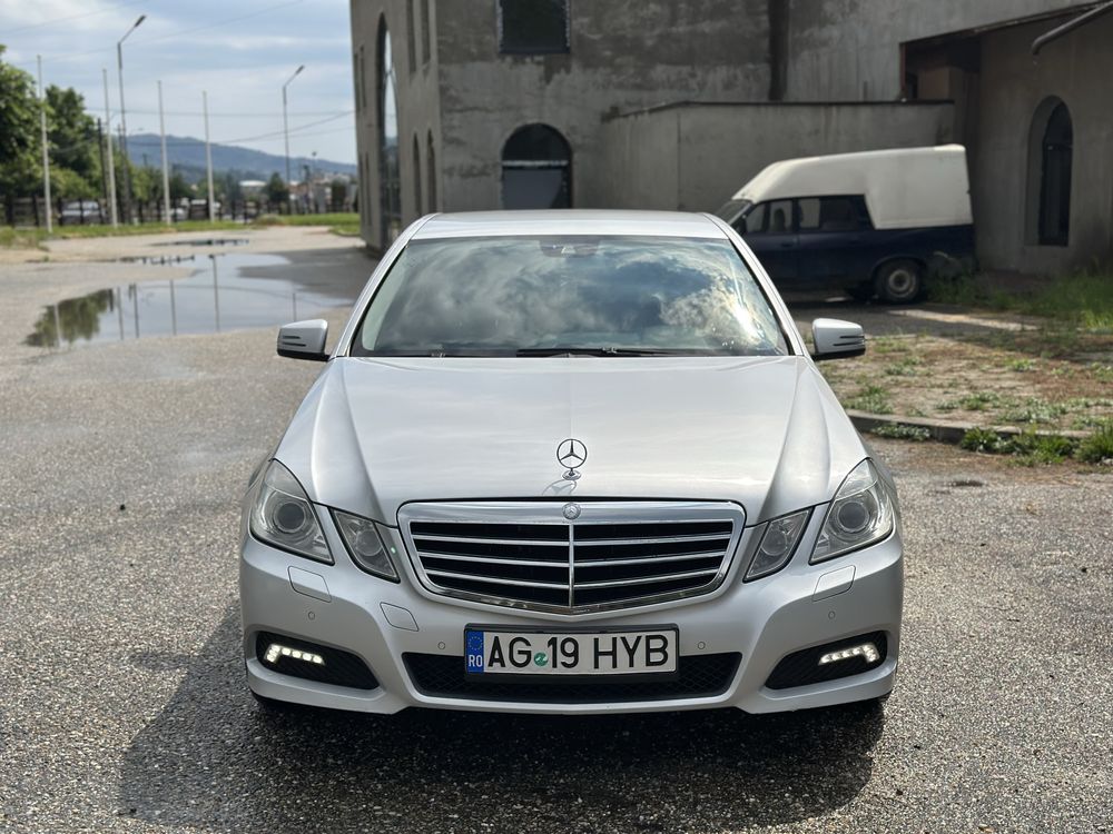 Mercedes E220 • Euro 5 • Avantgarde • Cutie Automată