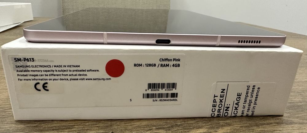 Vând tabletă Samsung Galaxy Tab S6 Lite, ca nouă !