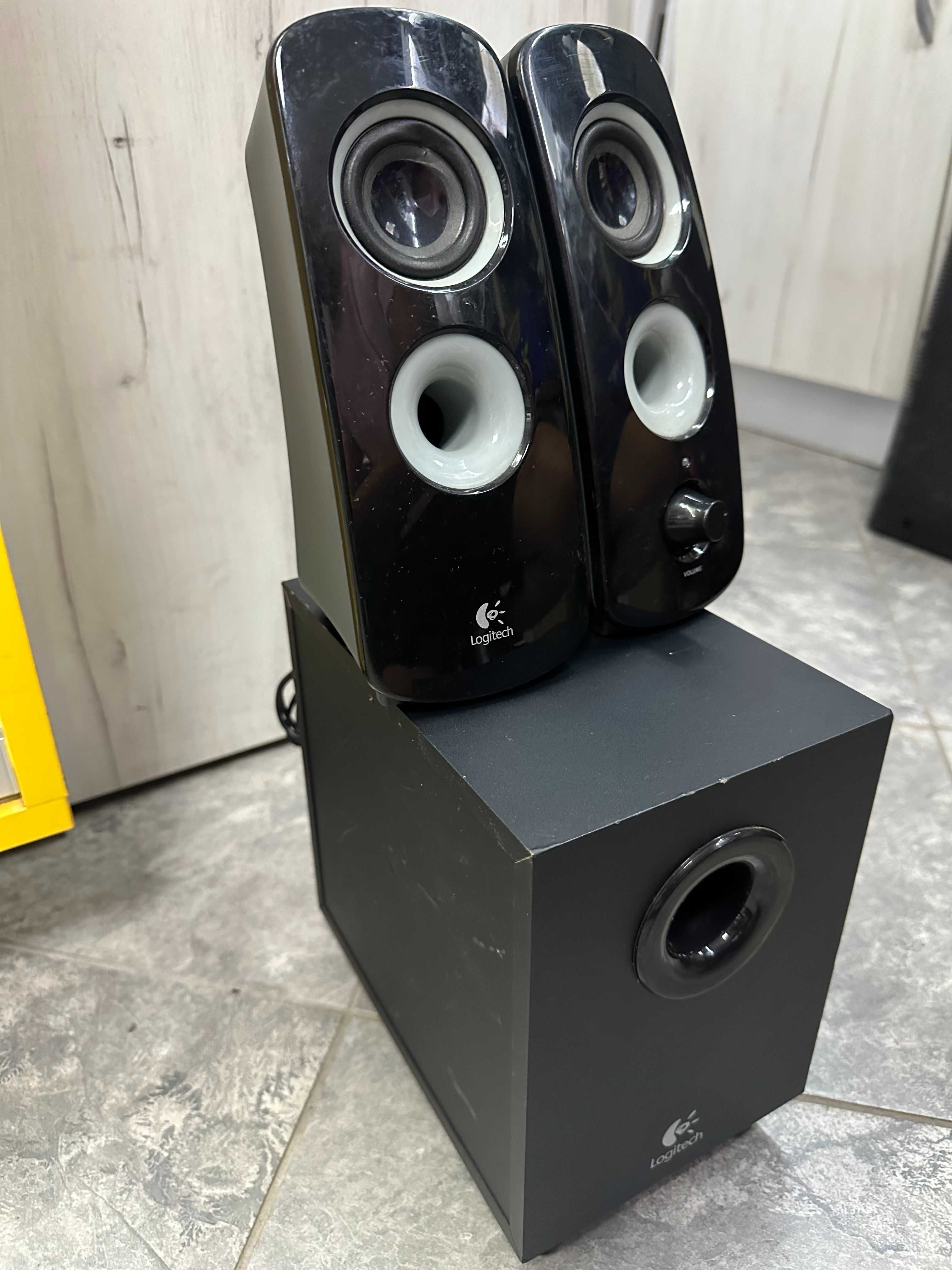Тонколони , буфер Logitech Z323 2.1 за компютър