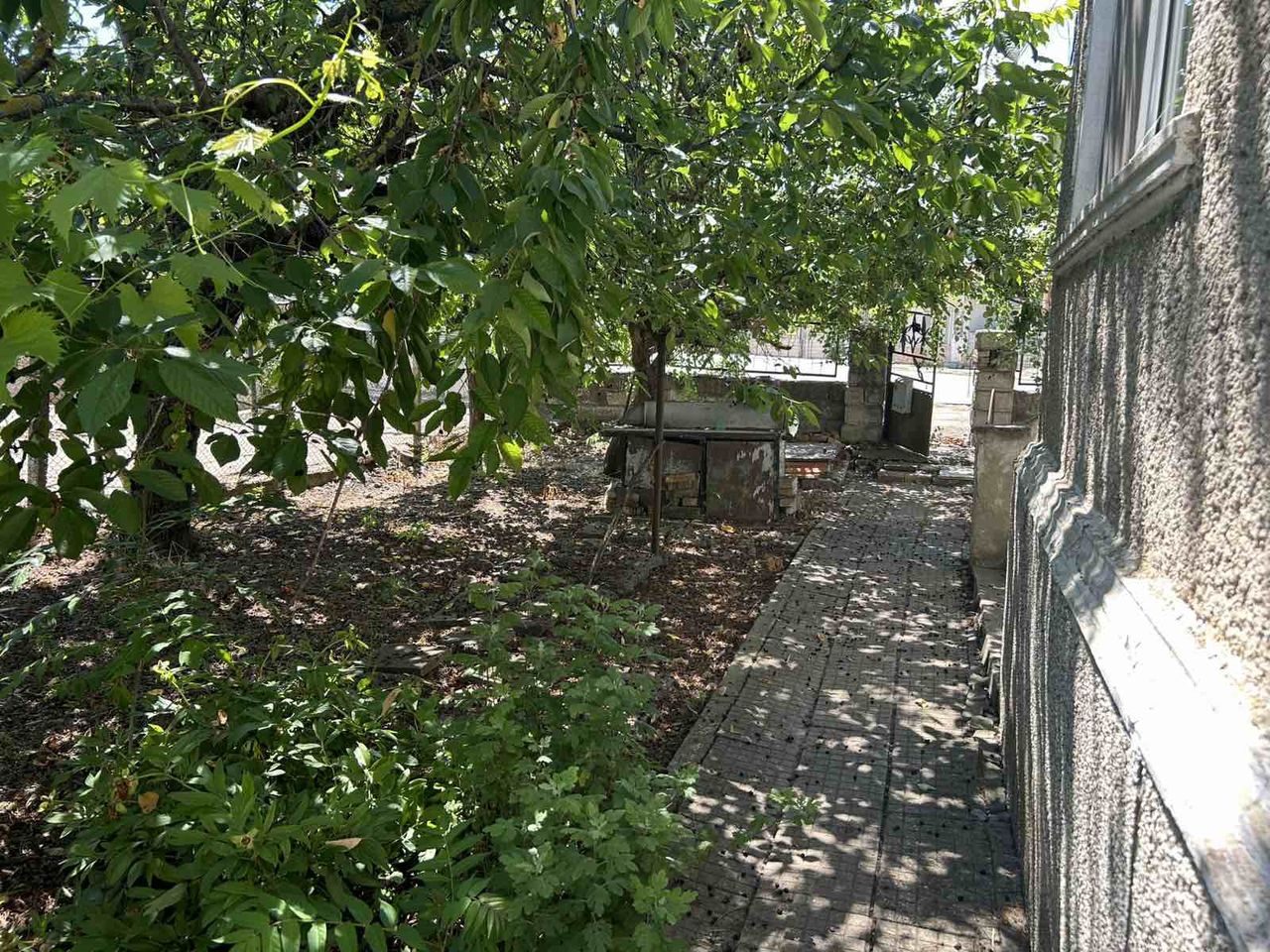 Продава се Къща в Каварна - 100 кв.м за 750 €/кв.м - Снимка #2