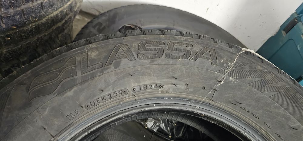 Vând cauciucuri stare excelenta iarna C-uri R16