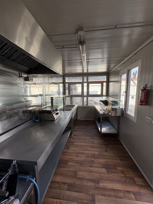 Vand Container fast food