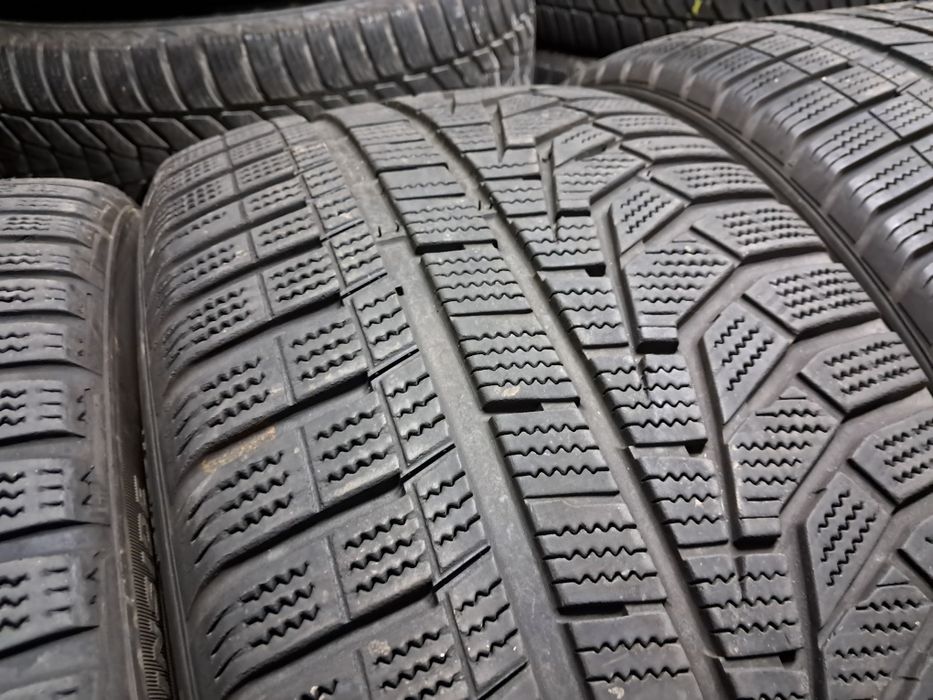 Anvelope second iarna 245 40 R20 Hankook