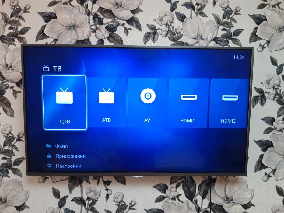Продаётся телевизор Samsung Smart TV