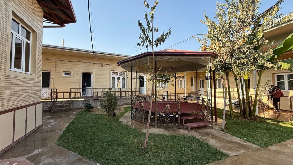 Nazarbeda Fayzli xonadon sotiladi