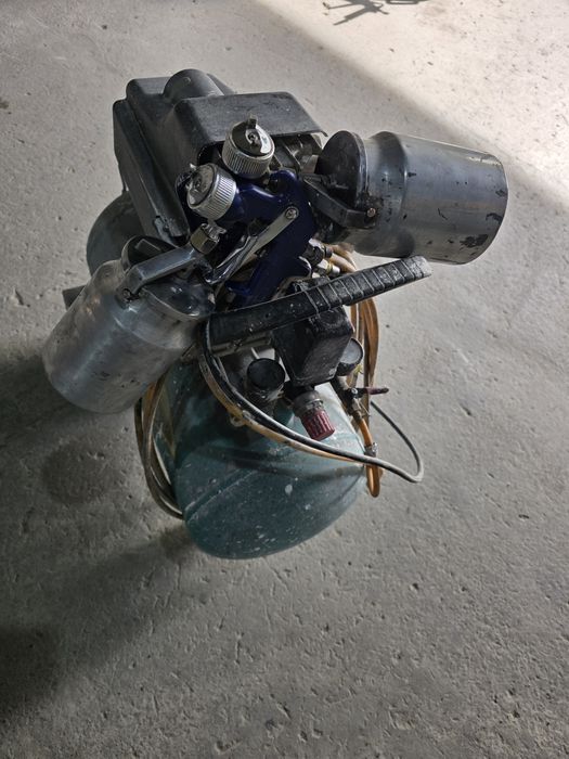 Компрессор (50л) сотилади