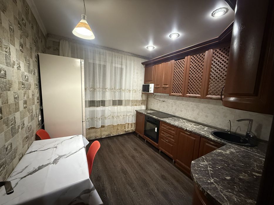 Сдам 4-х комнатную квартиру на сутки