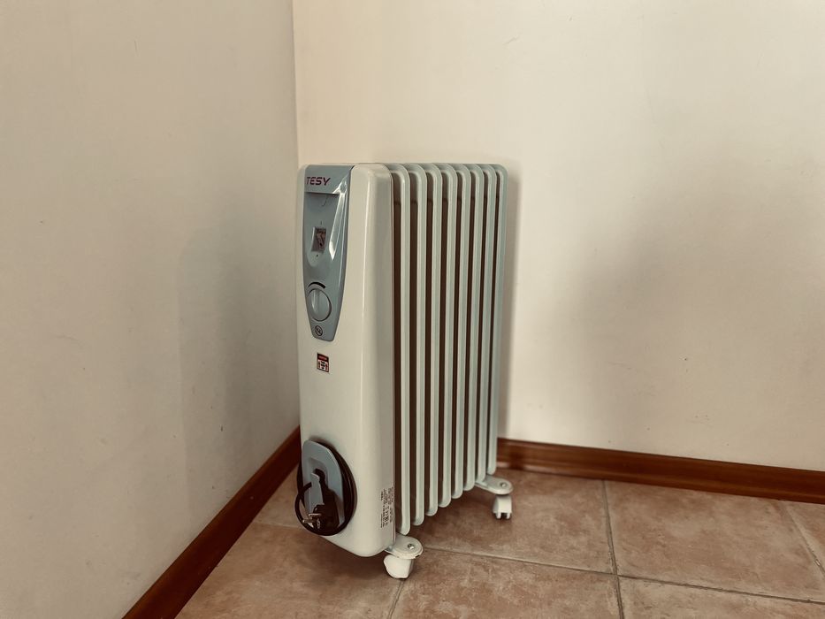 Маслен радиатор TESY 2000w