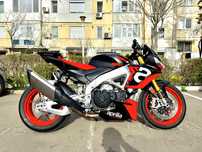 Aprilia Tuono V4 Factory 1100 Superpole 2021