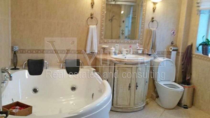 Продава се Къща в Варна, м-т Траката - 550 кв.м за 1800 €/кв.м - Снимка #6