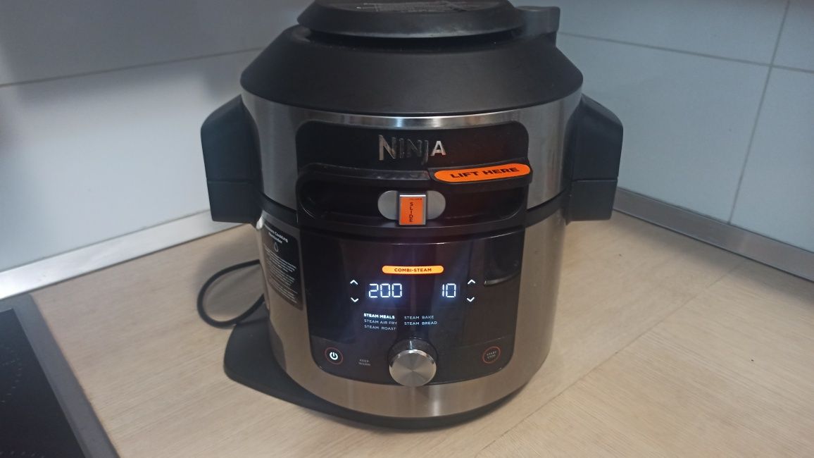 Ninja Foodi MAX 15-in-1 SmartLid Multi-Cooker with Smart Cook System 7