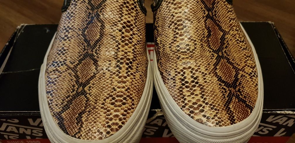 Vans оригинални кецове Естествена ко 41/42жа