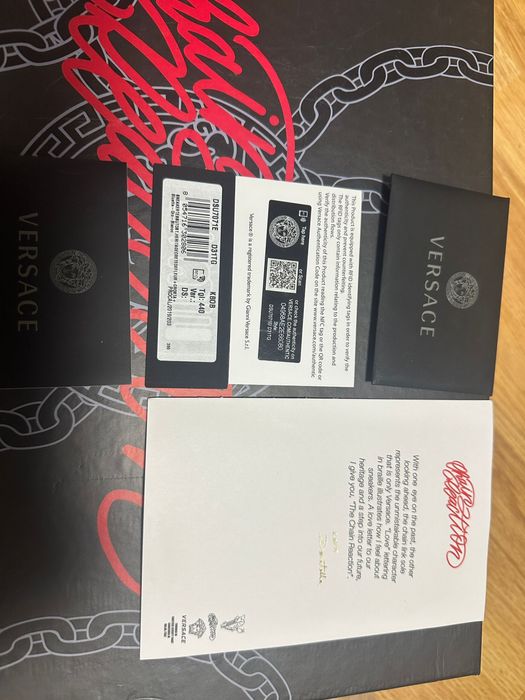 Adidasi chain reaction