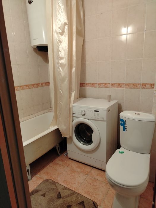 Сдам 2 комнатную квартиру на долгие срок