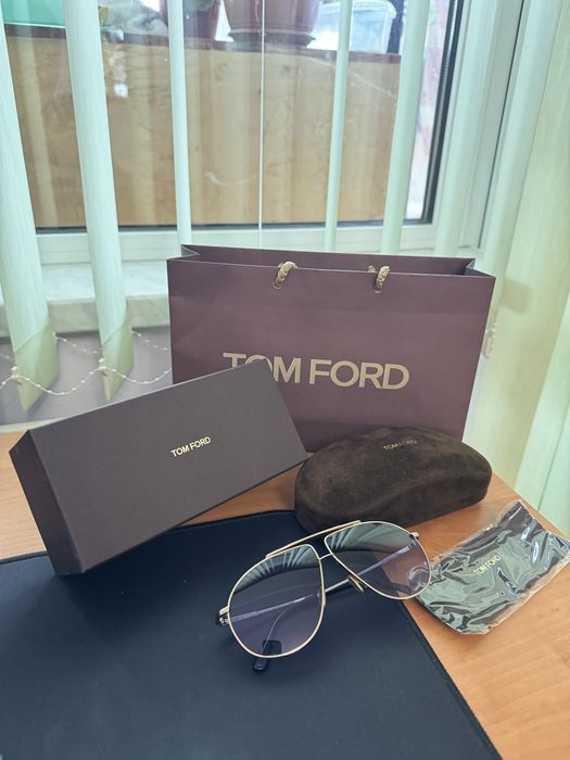 TOM FORD слънчеви очила