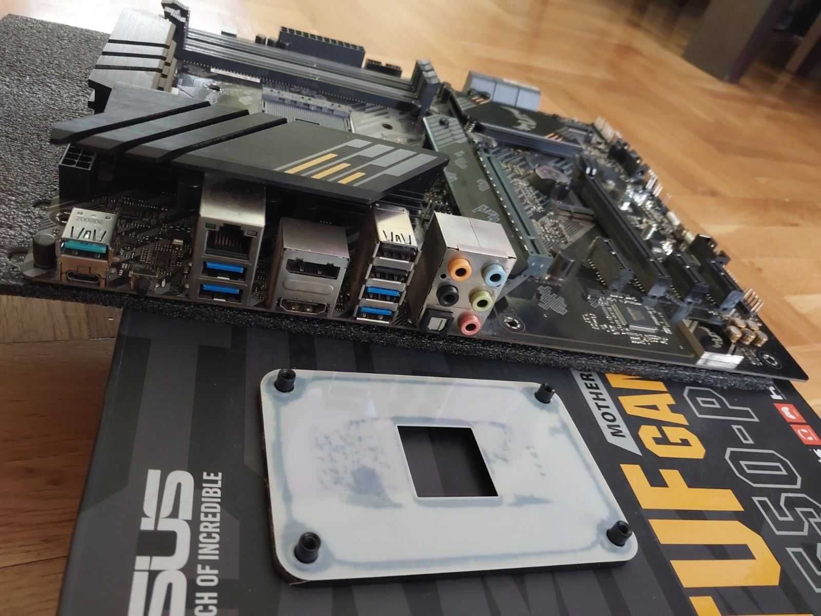 AMD Ryzen 5 5600X + Asus TUF B550 Plus
