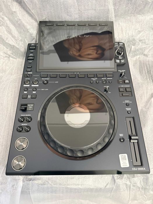 Masina 2 playere Pioneer cdj 3000 X