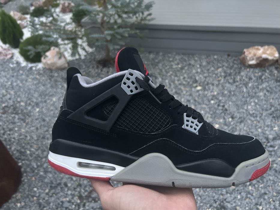 Air Jordan 4 Retro “Bred” (2019)