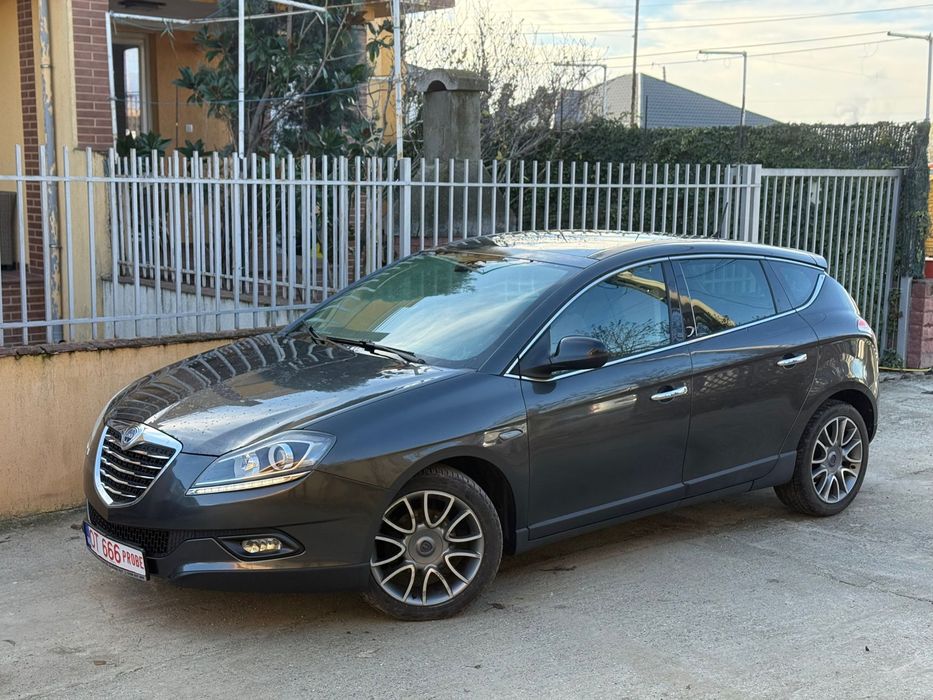 Lancia Delta 1.6d 120cp euro 5 03/2013 distributie noua la 244.000 km