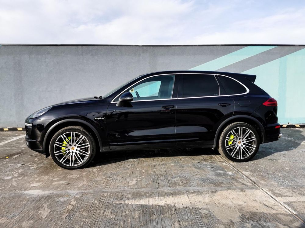 Porsche Cayenne S-Hybrid