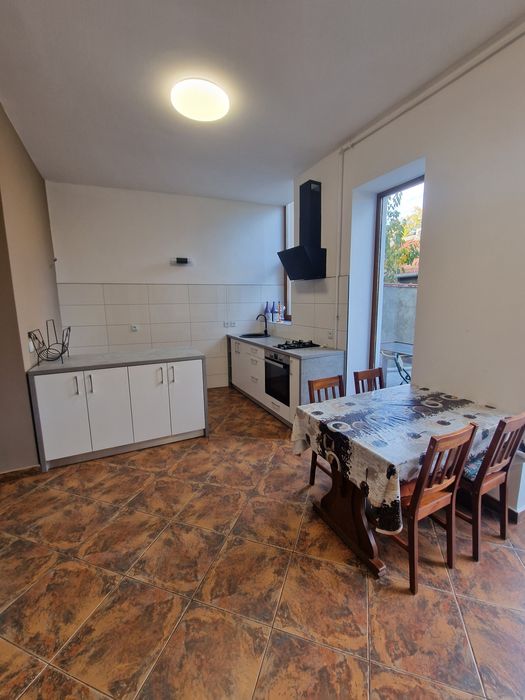 Casa de închiriat zona Bogdanesti