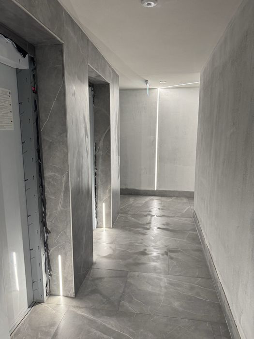 Curățenie Profesională în Scările de Bloc!