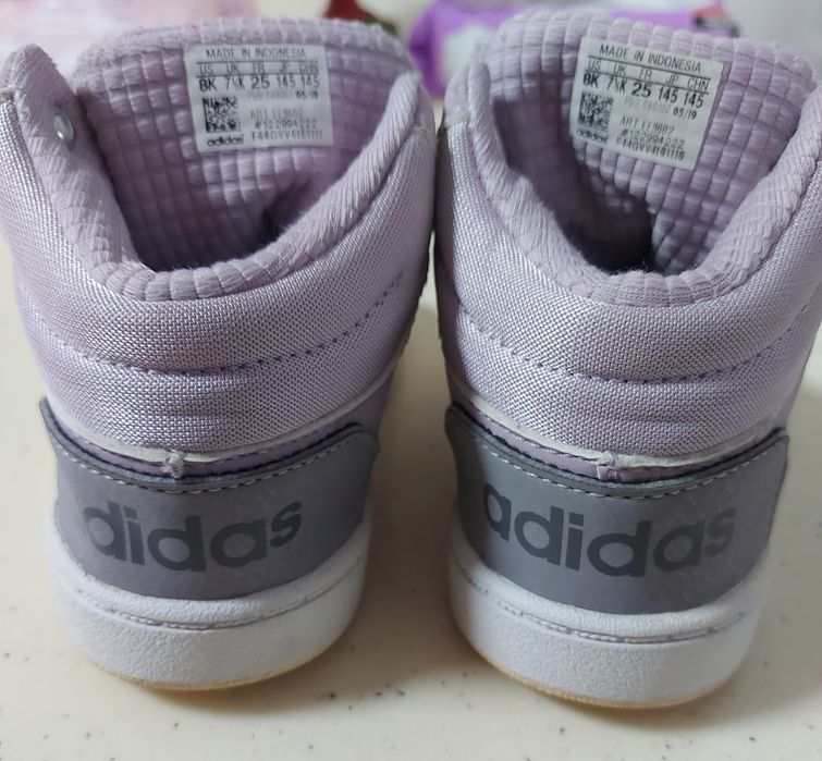 Adidasi inalti Adidas