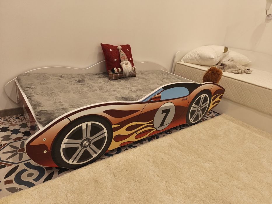 Детско легло , Кола