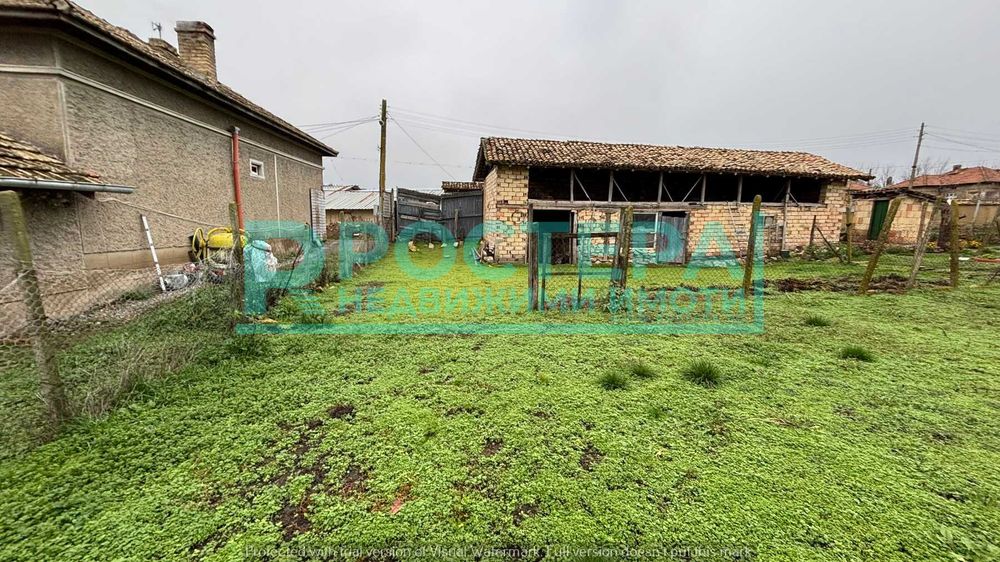 Тухлена Къща на 10 км. от гр. Търговище