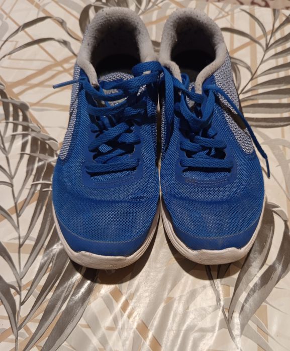 Три чифта детски маратонки NIKE 35-36 номер