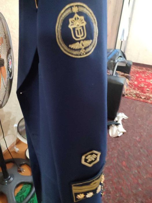 Продаю недорого форму железнодорожника