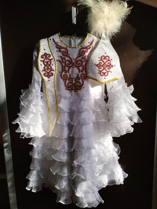 Казахский национальный костюм