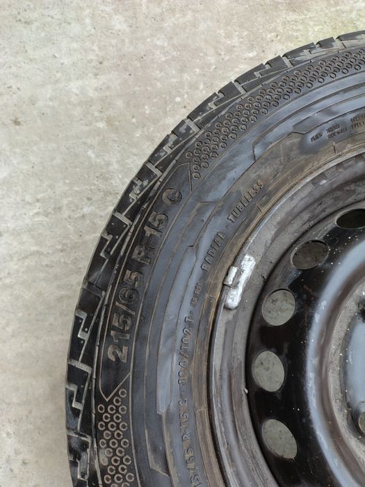 Vând 4 roti Ford transit custom R15