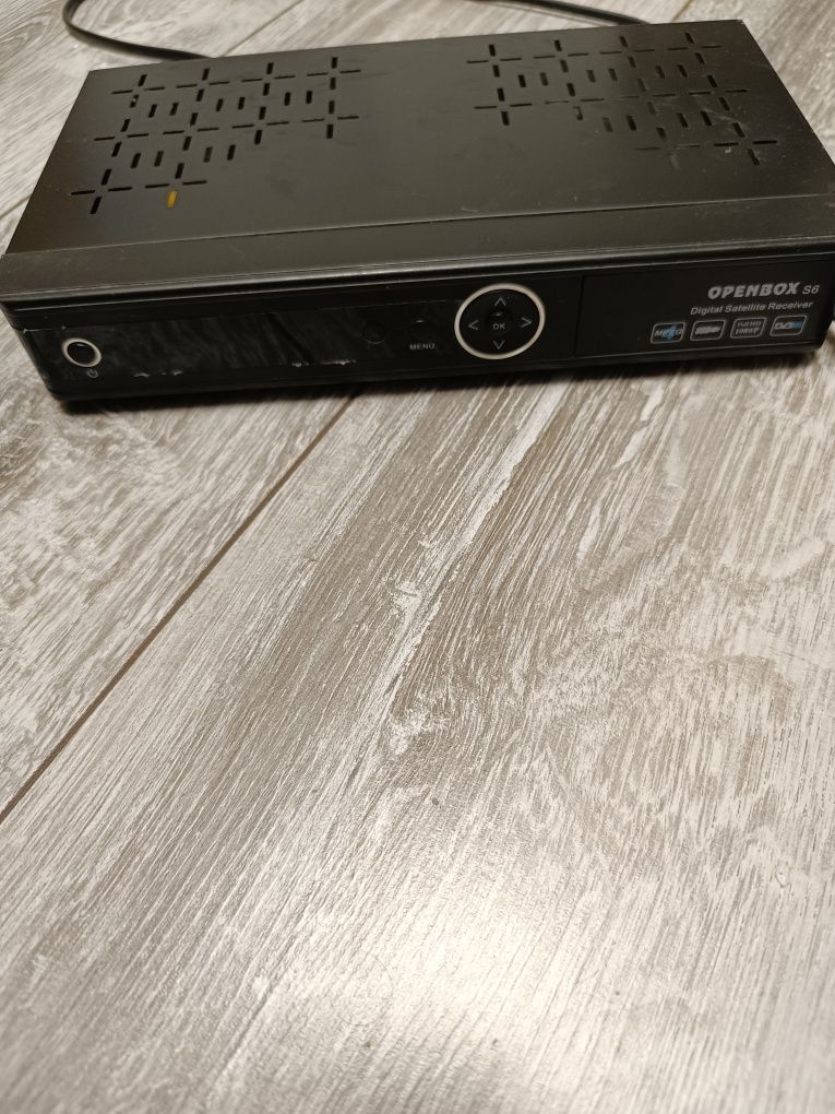 Приставка для ТВ  Openbox s6
