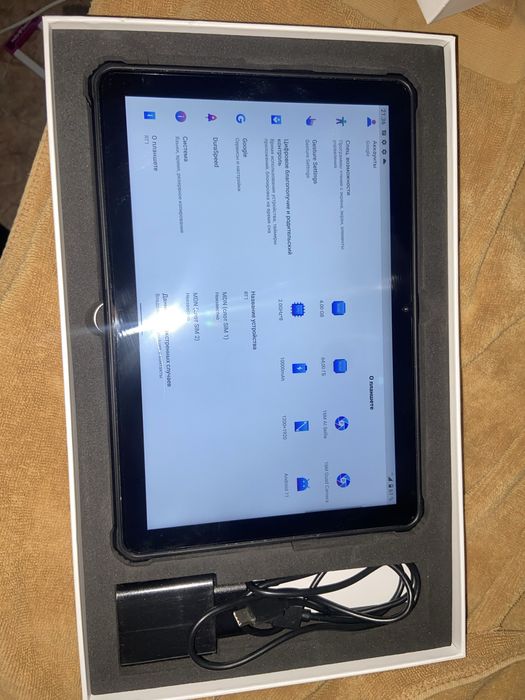 Продам планшет почти новый, в отличном состоянии