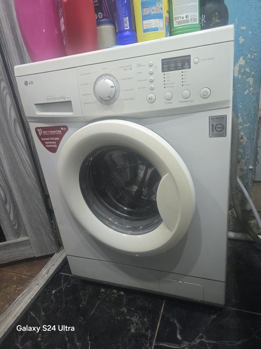 Продам машинку стиральную на запчасти