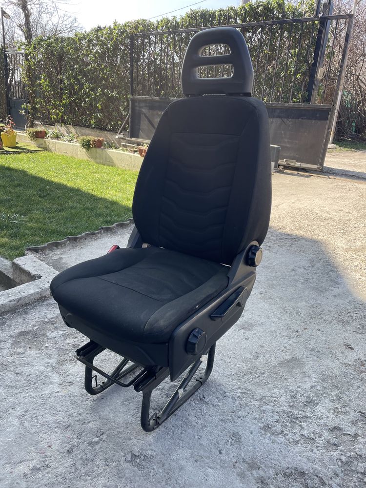 Седалка Iveco daily