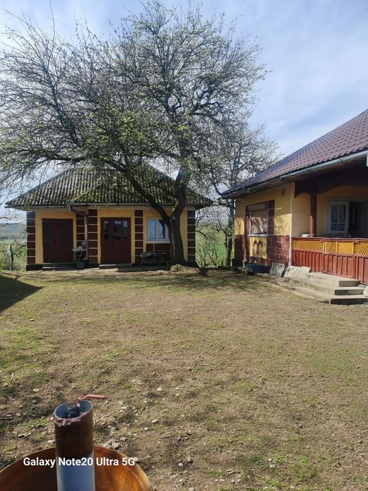 Vand casa cu teren la tara, Asuaju de sus