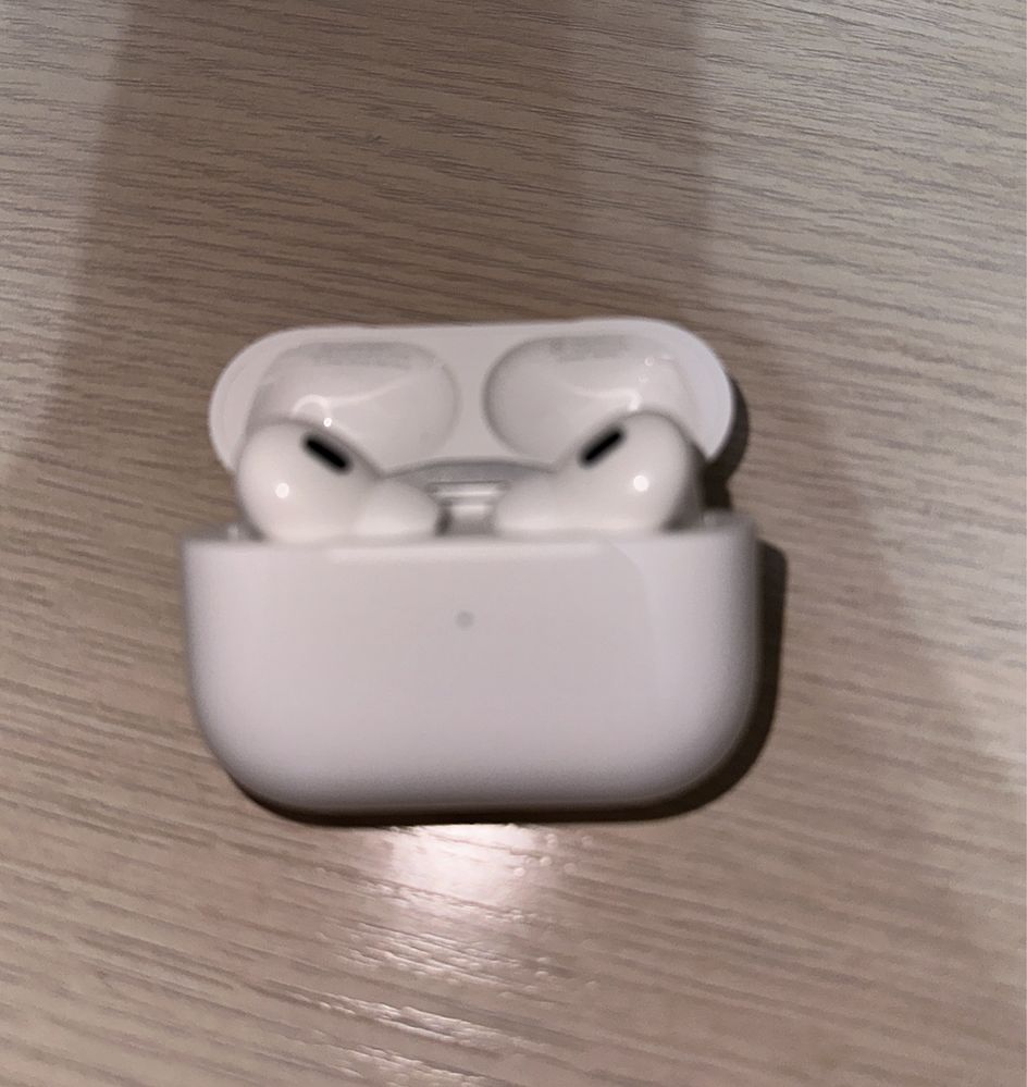 AirPods Pro в хорошем качестве