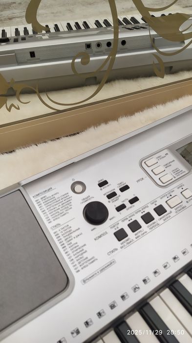 Синтезатор Yamaha YPT-360