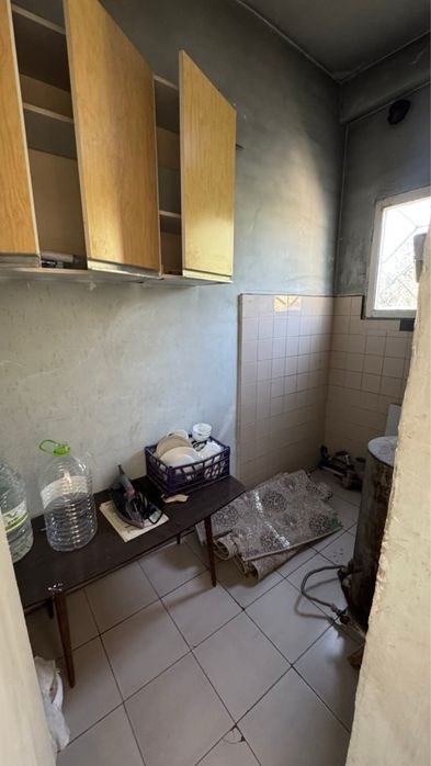 Srochno kvartira sotiladi