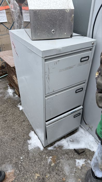 Картотечный архивный шкаф