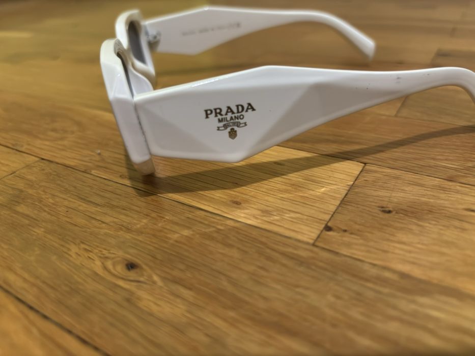 Prada слънчеви очила