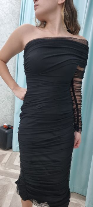 Продаётся вечерняя платье