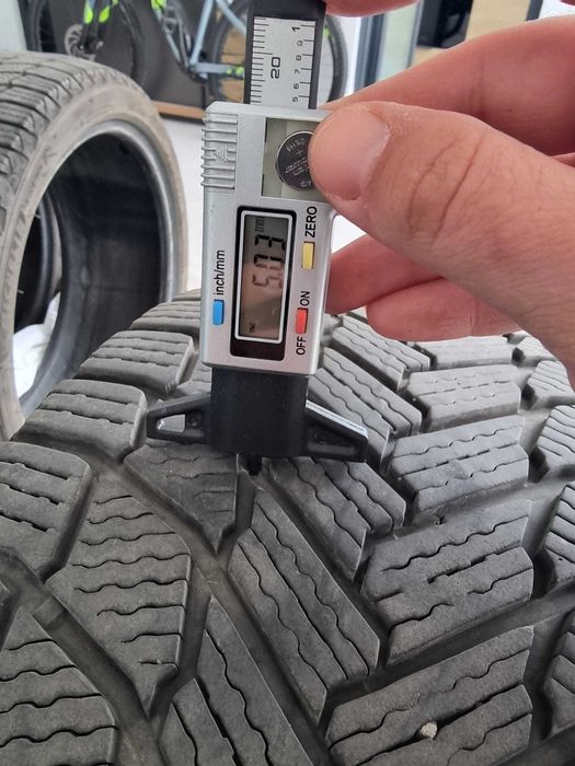 Anvelope Iarna Michelin X-Ice Snow 255 35 R19 96H (2 buc)