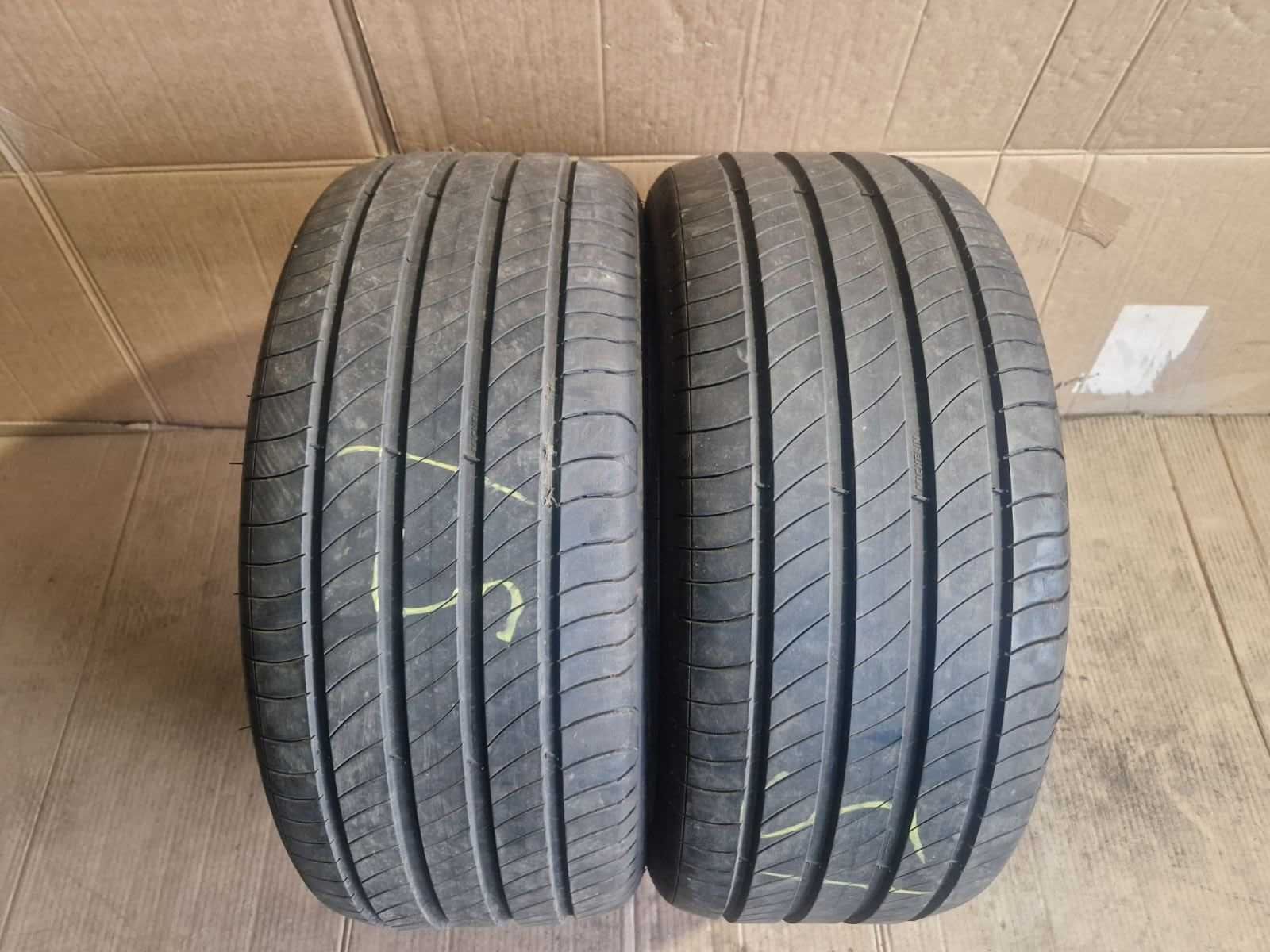 2 Michelin R18 235/40
летни гуми DOT0422