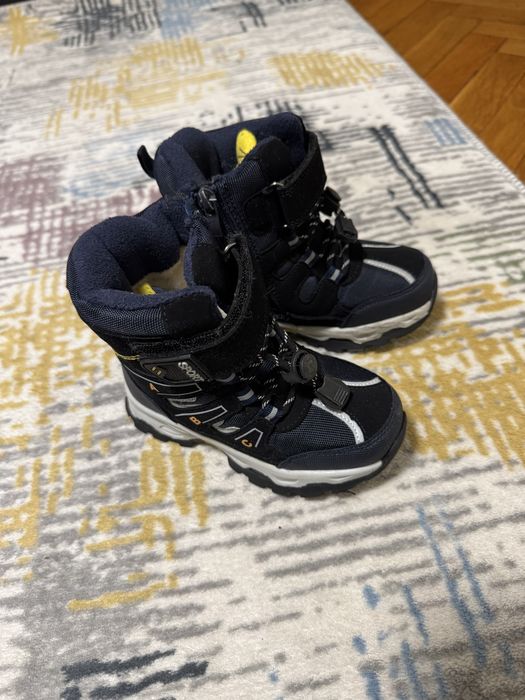 Апрески за монче