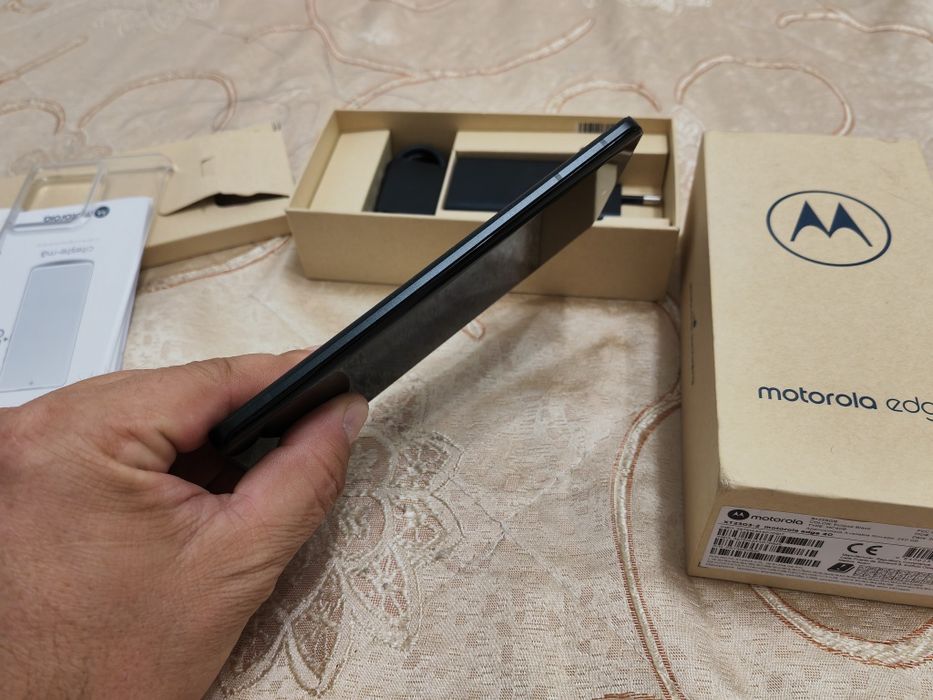 Motorola edge 40 în garanție eMAG 2026