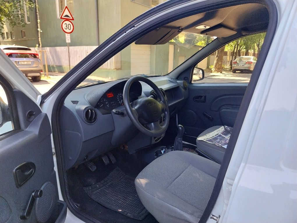 Dacia Logan Van 2012 Euro 5