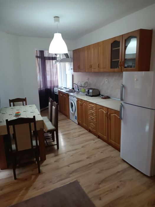 Дава се под наем Тристаен апартамент в София, Люлин 9 - 81 кв.м за 550 € - Снимка #2